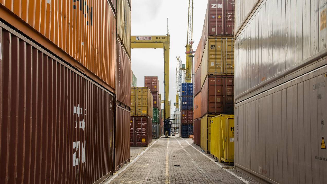 International Freight Forwarding in Colombia: What It Is and When Your Company Needs It 