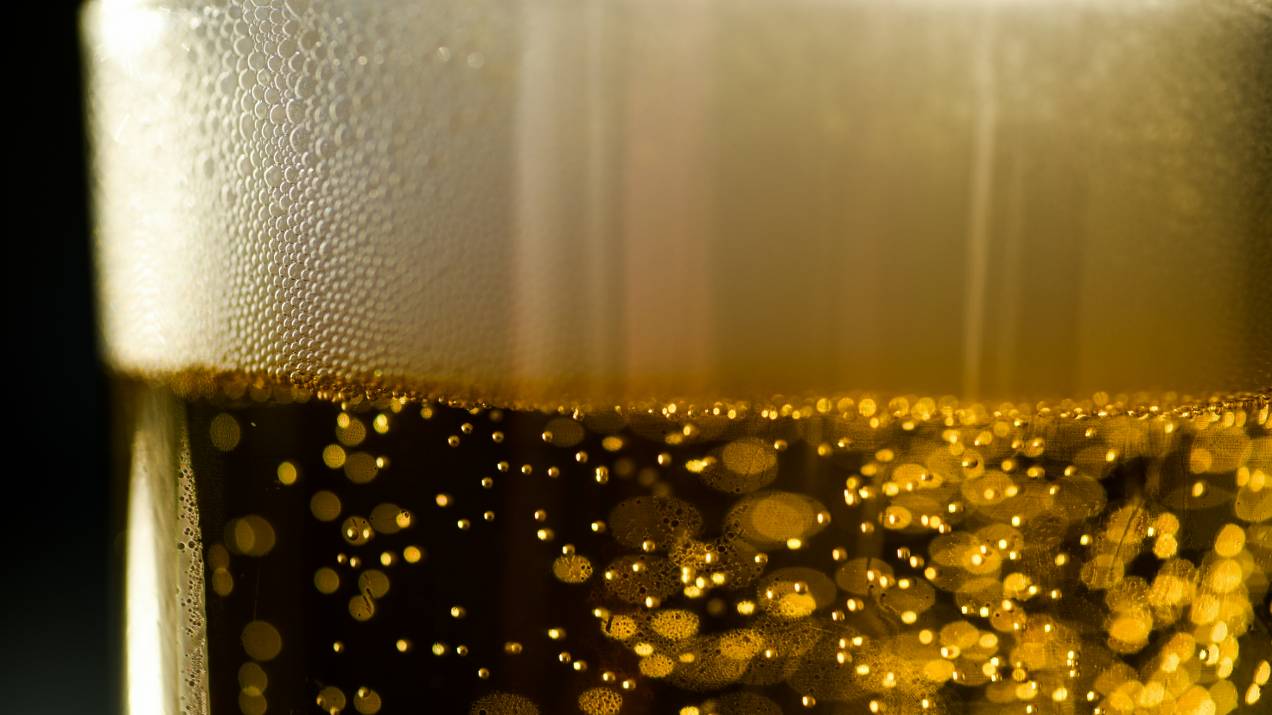 Cerveza colombiana para eventos deportivos y bares latinos en USA 