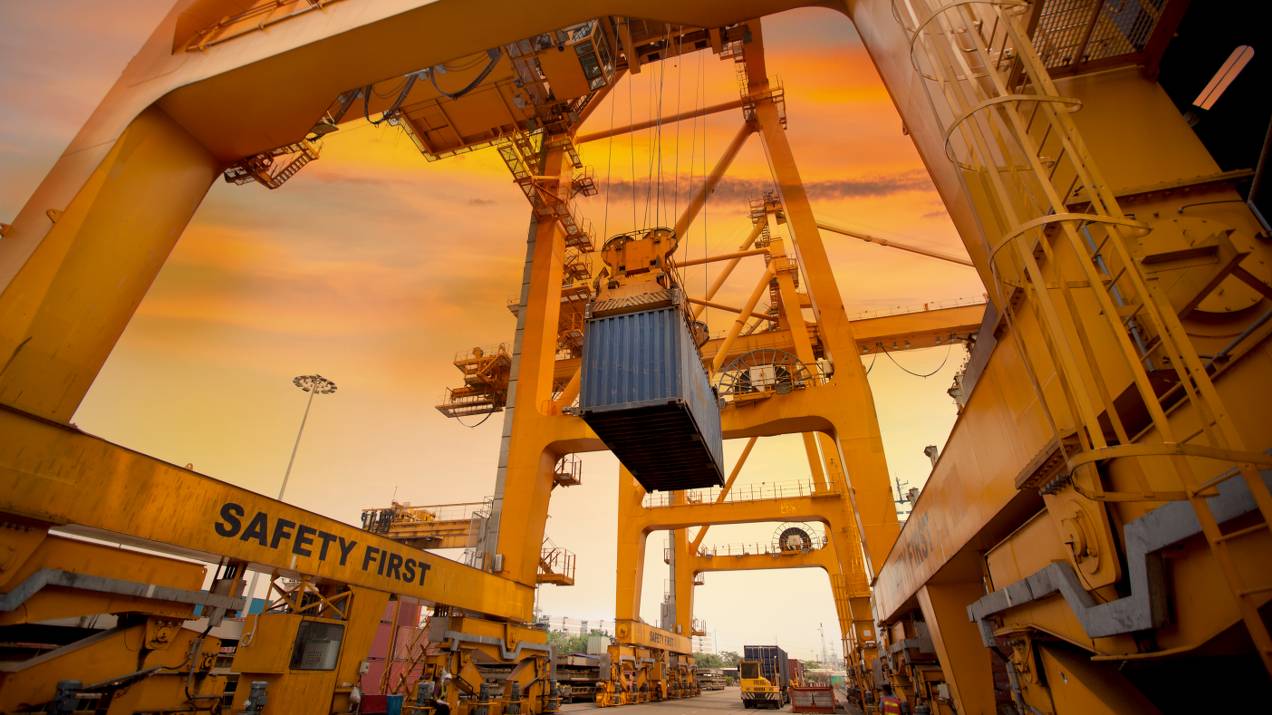 Incoterms 2020 para empresas colombianas: cuál elegir según tu tipo de carga 