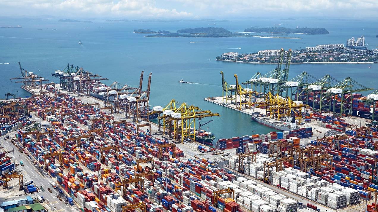 Cómo reducir costos logísticos en importaciones: 7 estrategias para empresas colombianas 