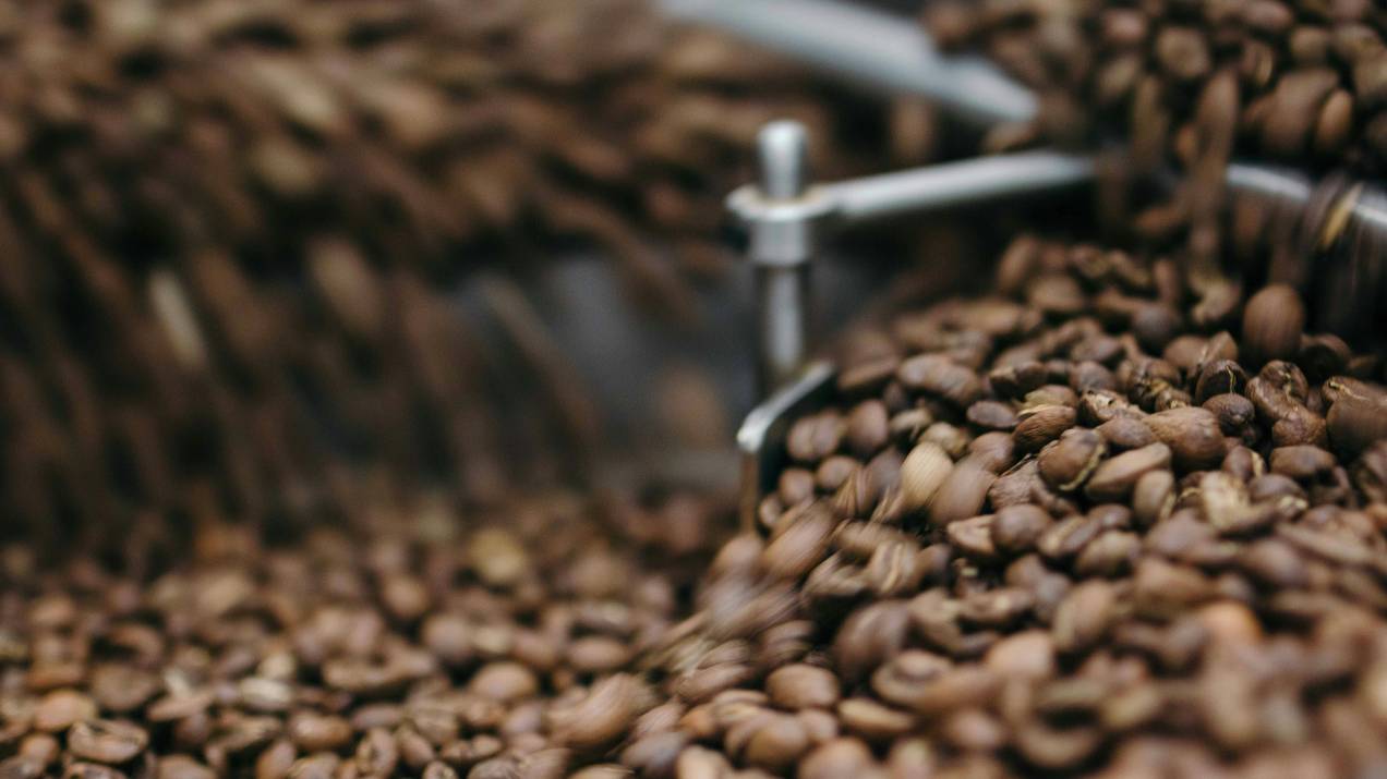 ¿Cómo se Transporta el Café Colombiano para Exportación? 